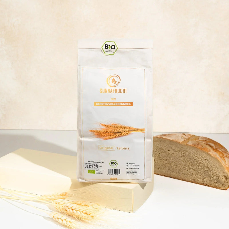 Bio Gerstenvollkornmehl Packung mit Brotscheibe und Weizenähren, Talbina, 5kg